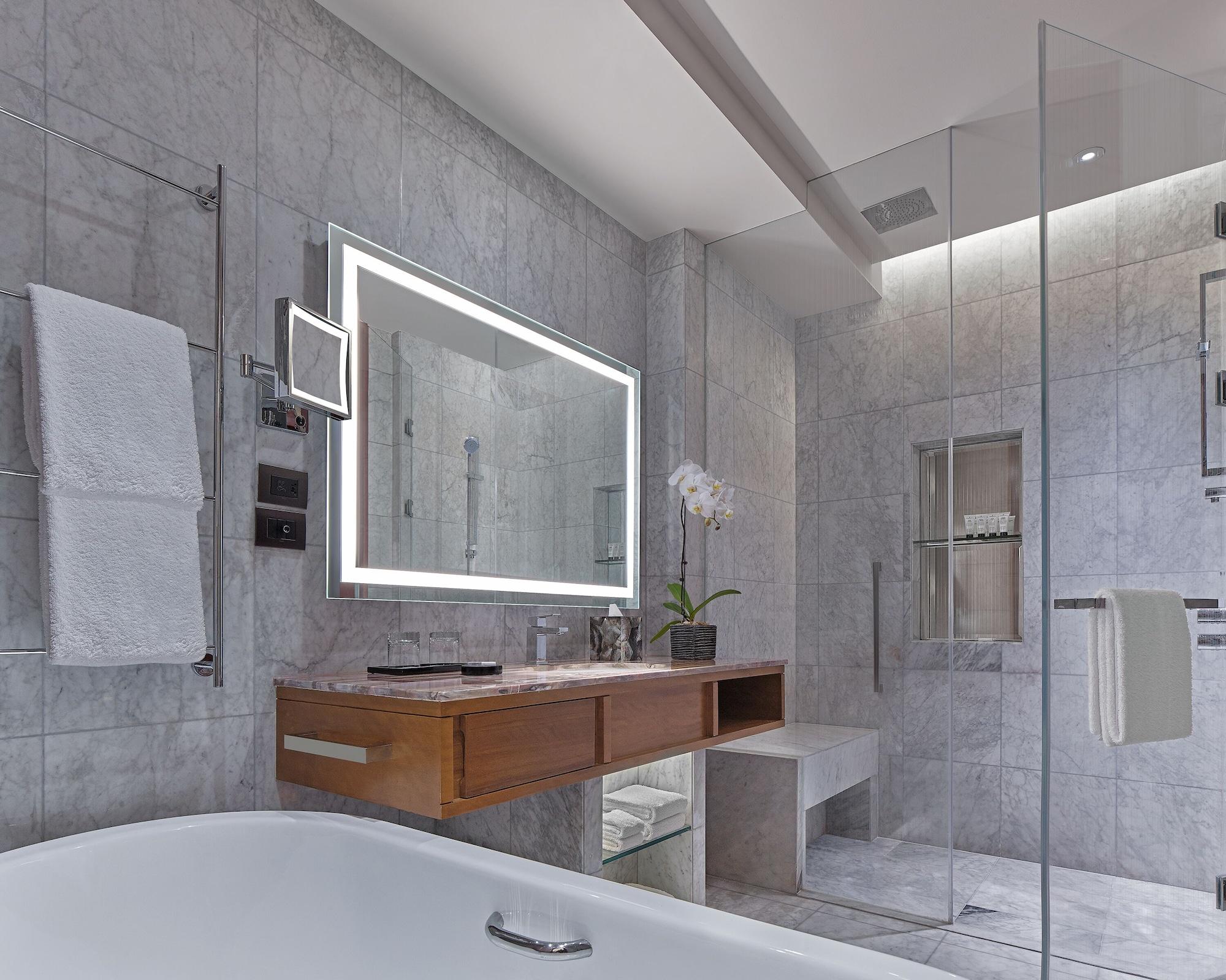 Grand Hyatt Manila 5* Taguig