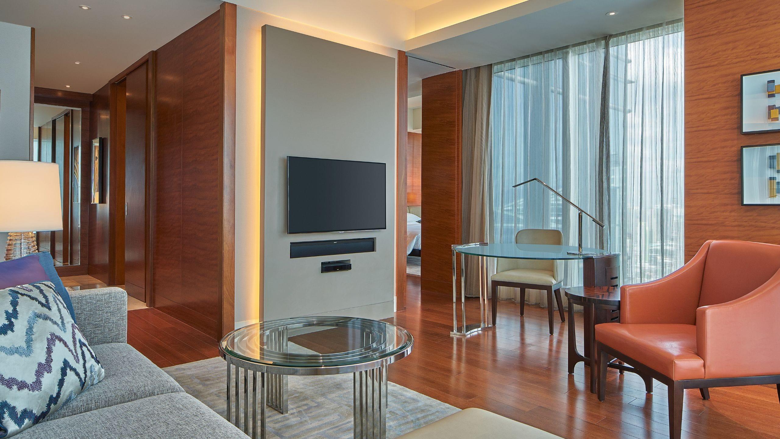 Grand Hyatt Manila 5*