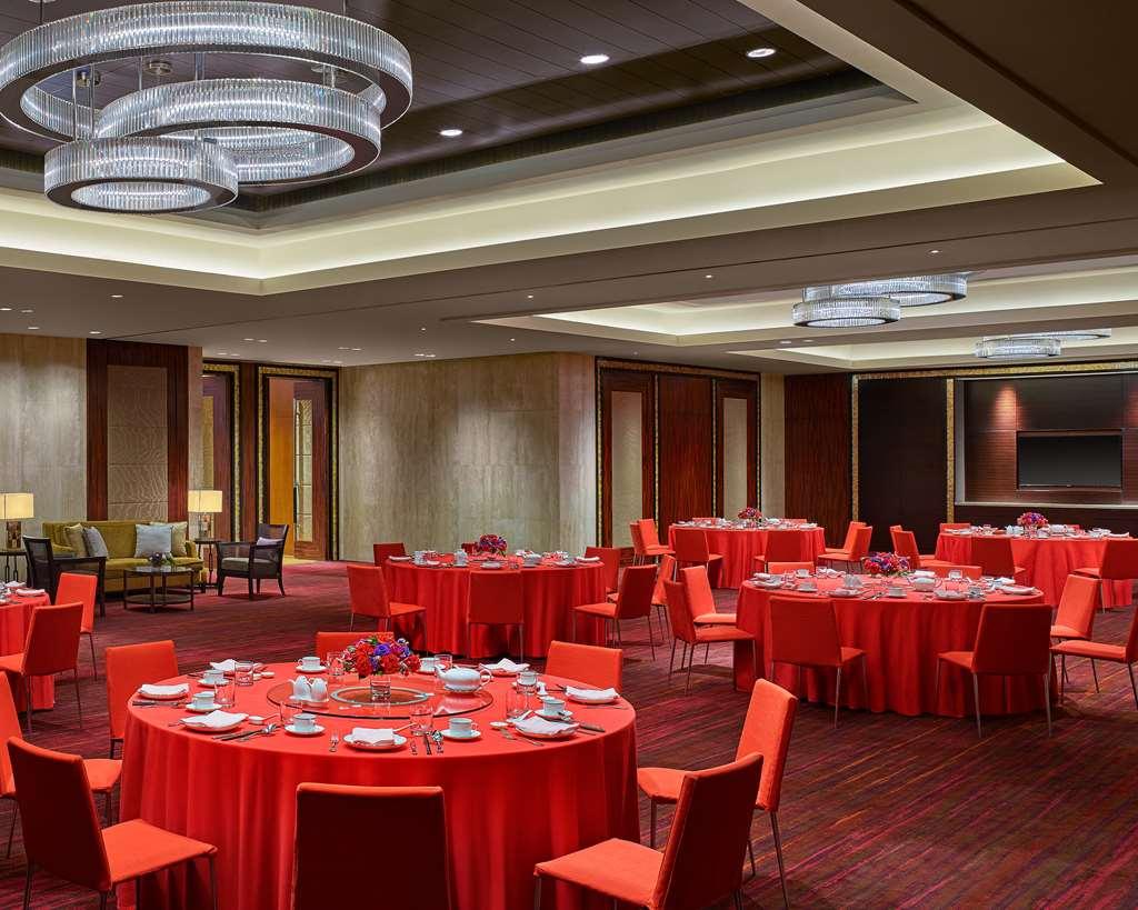 Grand Hyatt Manila 5* Taguig